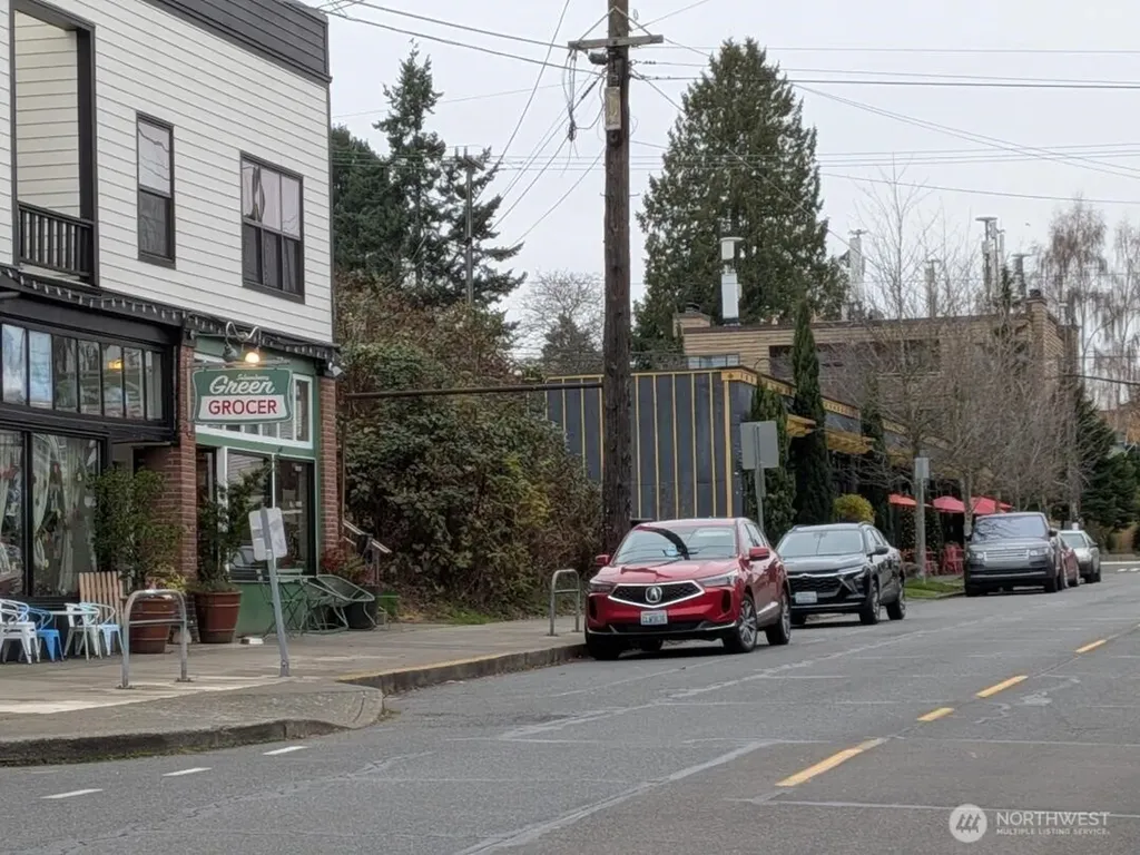 6300 32nd Avenue NW Seattle WA 98107