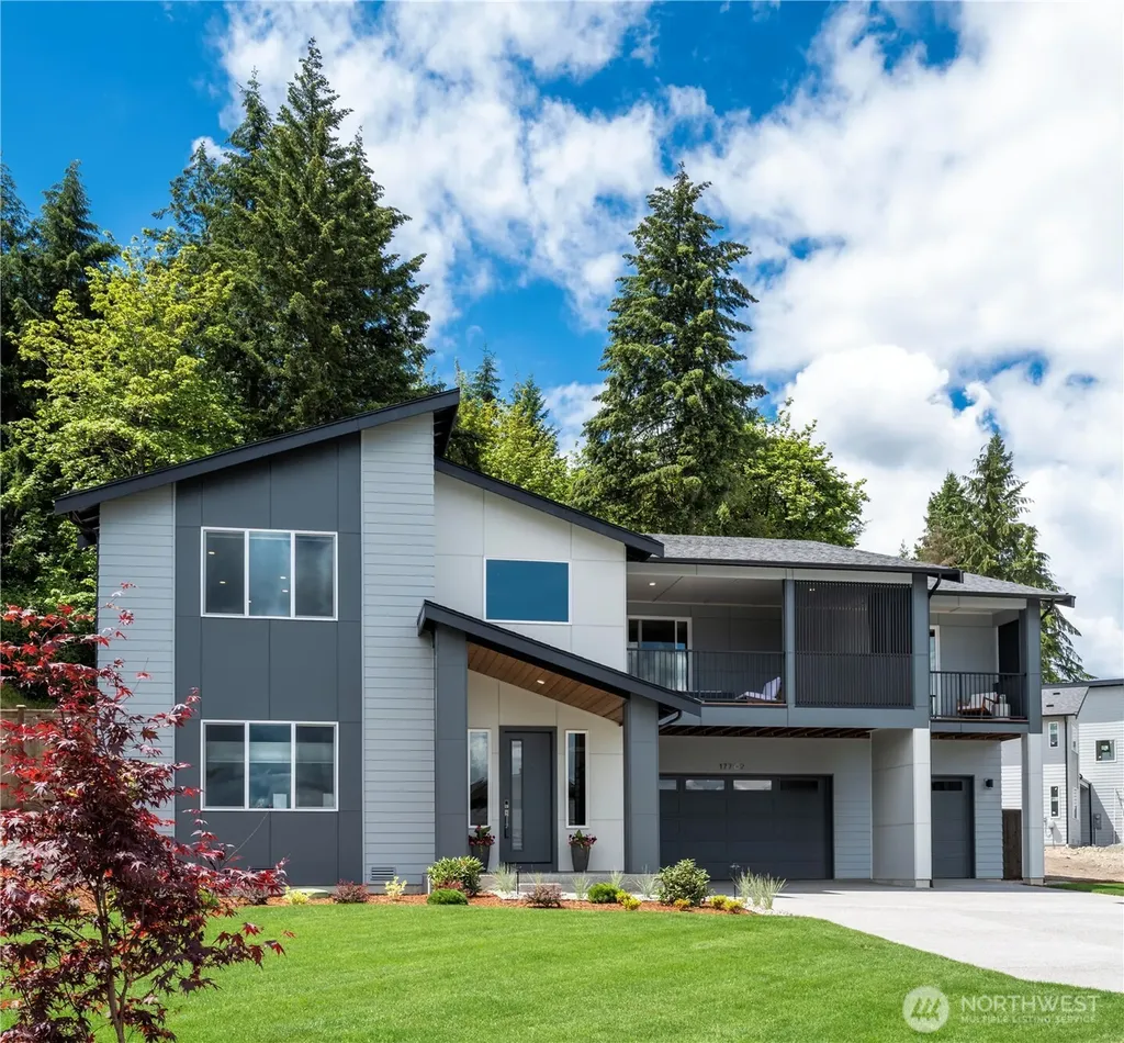 17918 142nd Avenue E Puyallup WA 98374