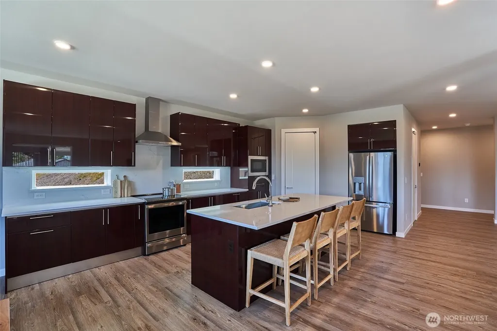 17918 142nd Avenue E Puyallup WA 98374