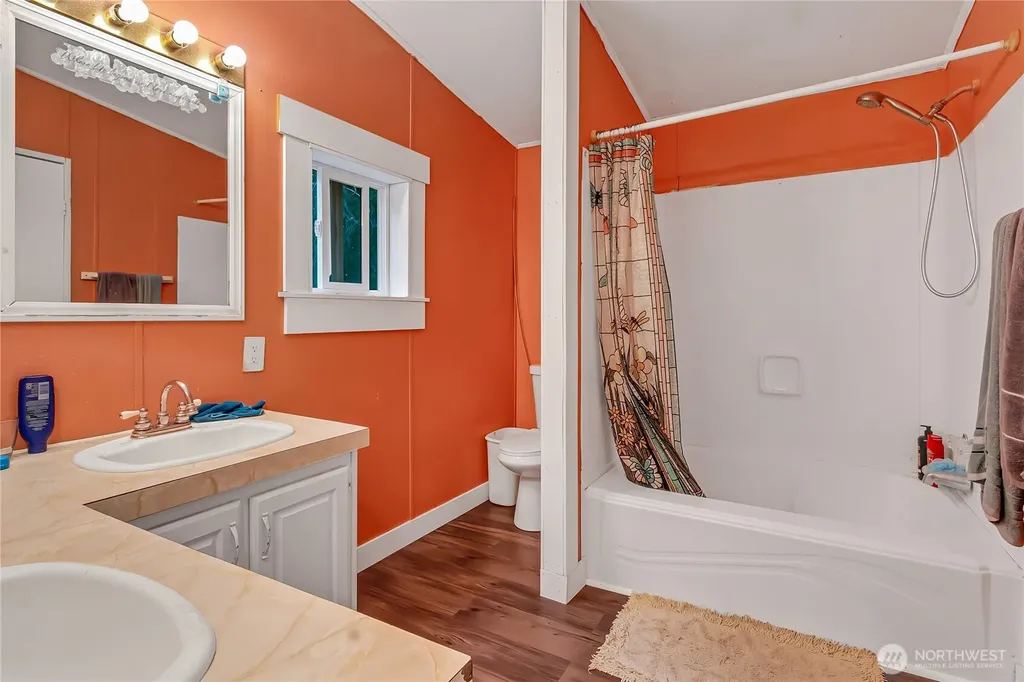 7502 189th Avenue Ct E Puyallup WA 98375