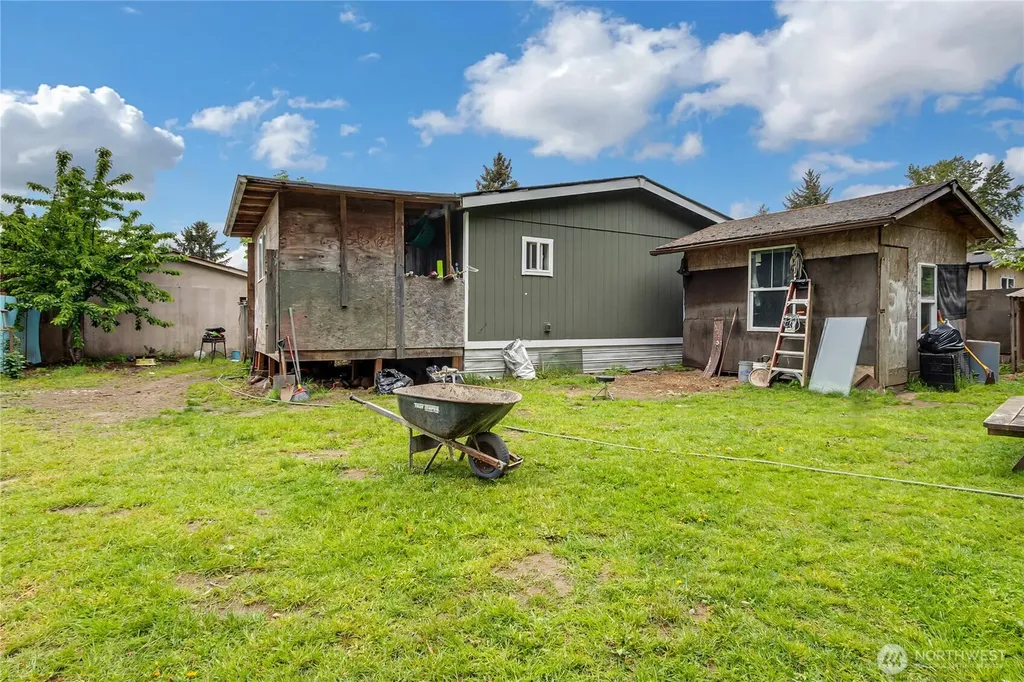 7502 189th Avenue Ct E Puyallup WA 98375