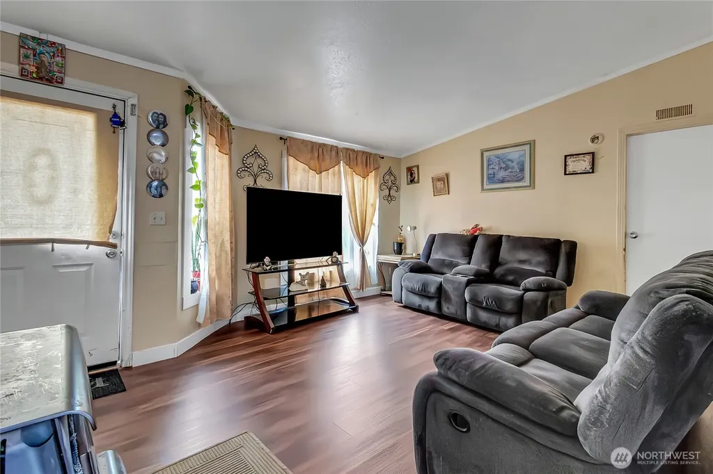 7502 189th Avenue Ct E Puyallup WA 98375