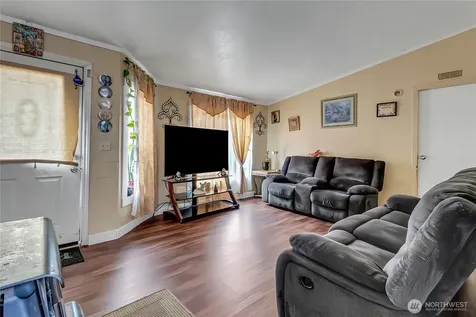 7502 189th Avenue Ct E Puyallup WA 98375
