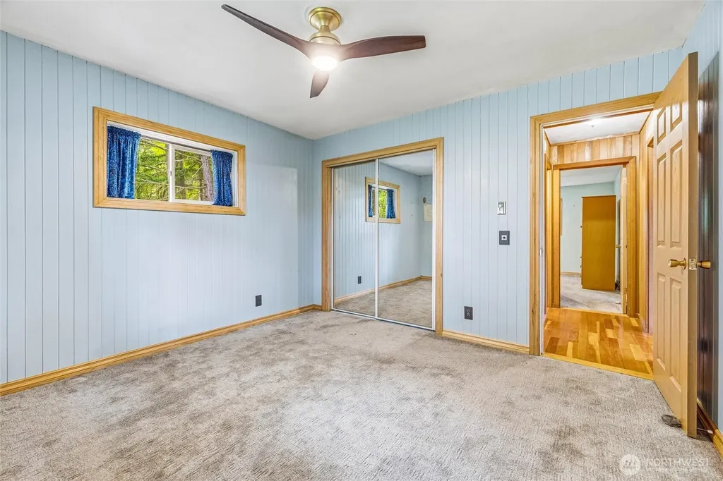 1136 Island Drive Lummi Island WA 98262