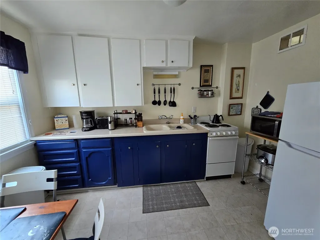 1215 Burwell Street Bremerton WA 98337