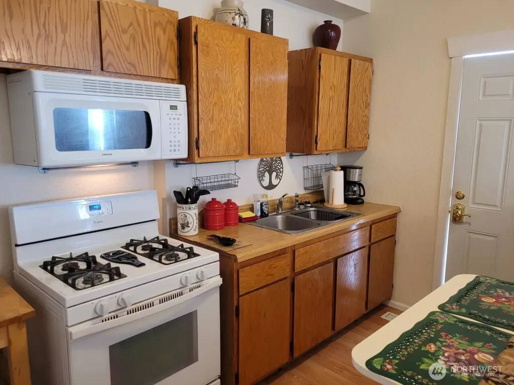 1215 Burwell Street Bremerton WA 98337