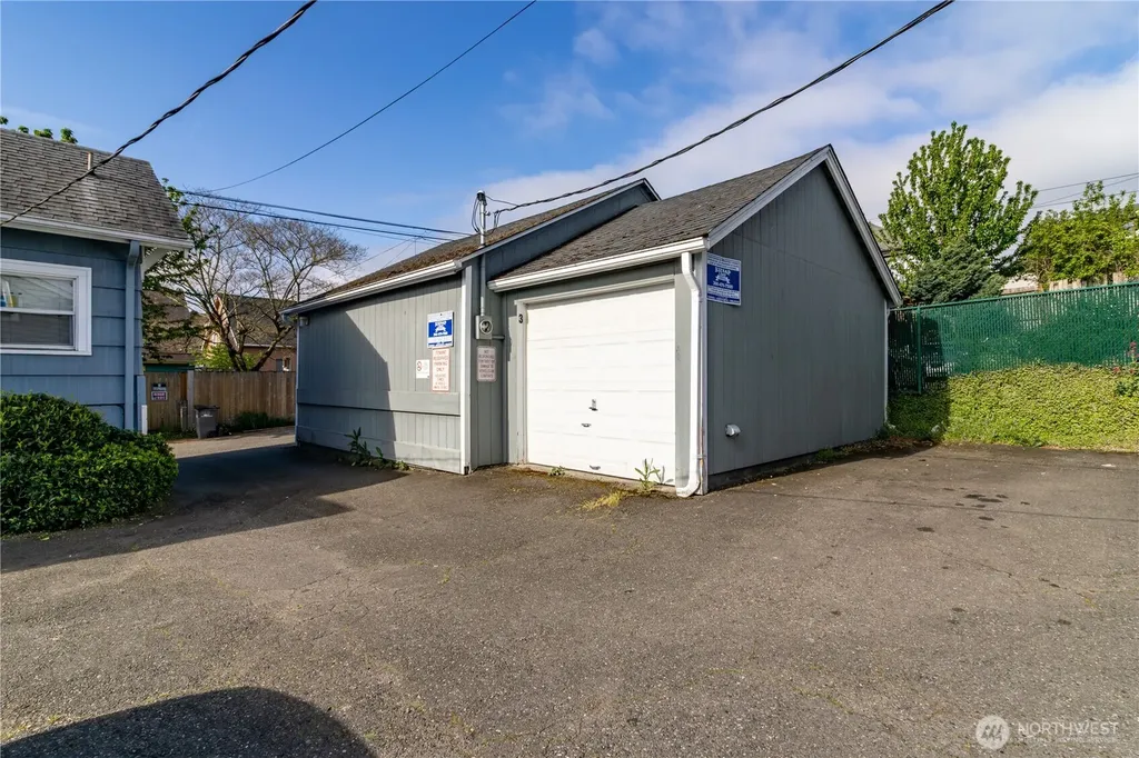 1215 Burwell Street Bremerton WA 98337