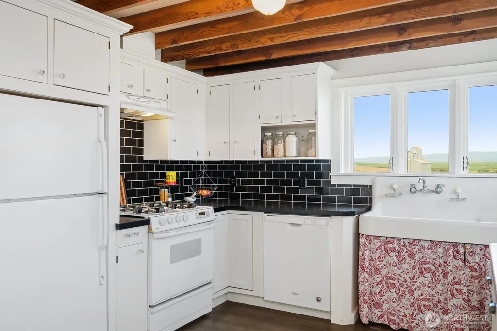 5119 Sudbury Road Walla Walla WA 99362