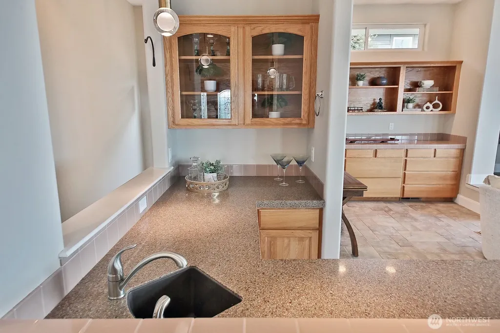 4694 Wrightsman Place Clinton WA 98236