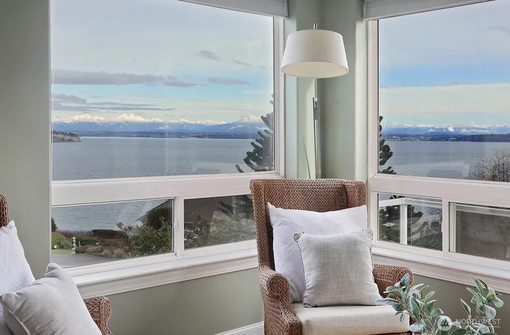 4694 Wrightsman Place Clinton WA 98236
