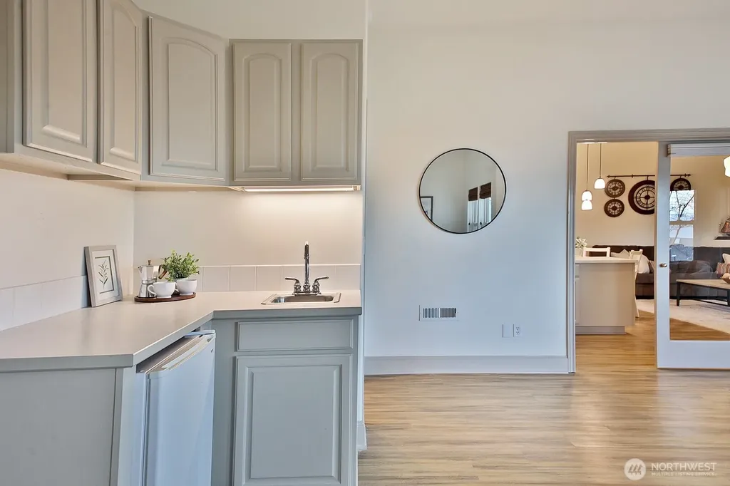 4694 Wrightsman Place Clinton WA 98236
