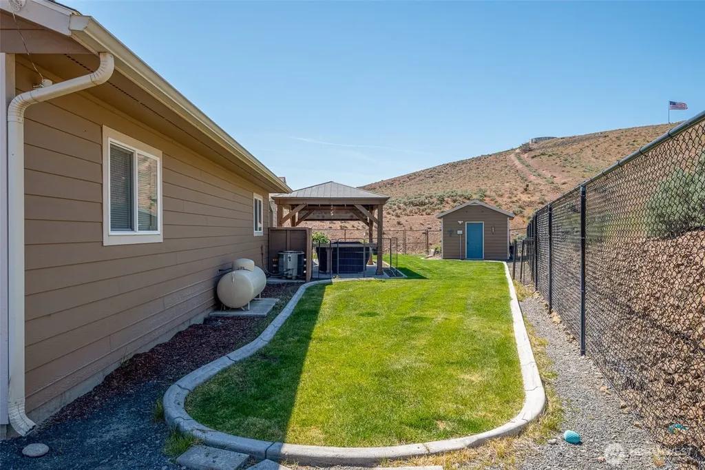 493 Chrisview Court W Ephrata WA 98823
