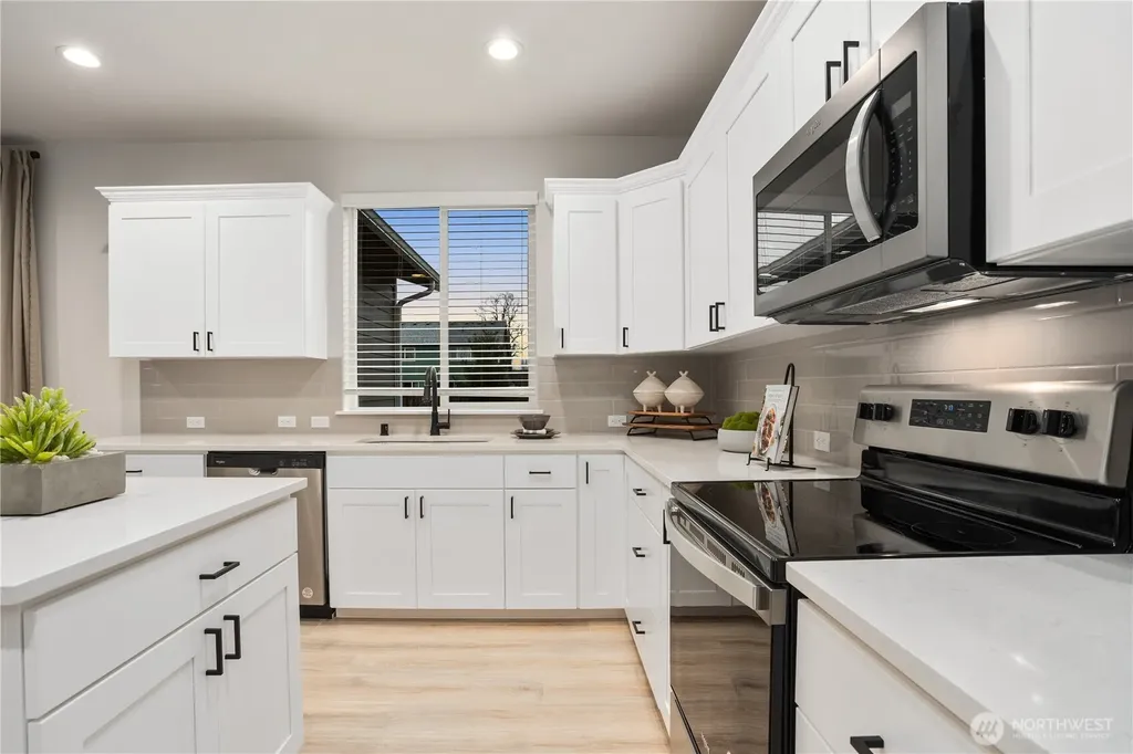 14703 88th Way SE Yelm WA 98597