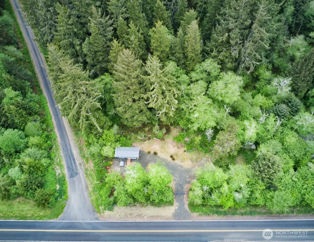 210 Bay Center Road South Bend WA 98586