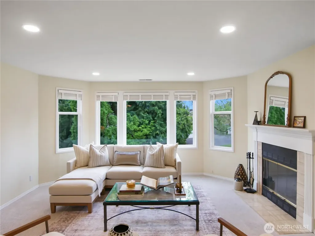 22471 SE 42nd Terrace Issaquah WA 98029