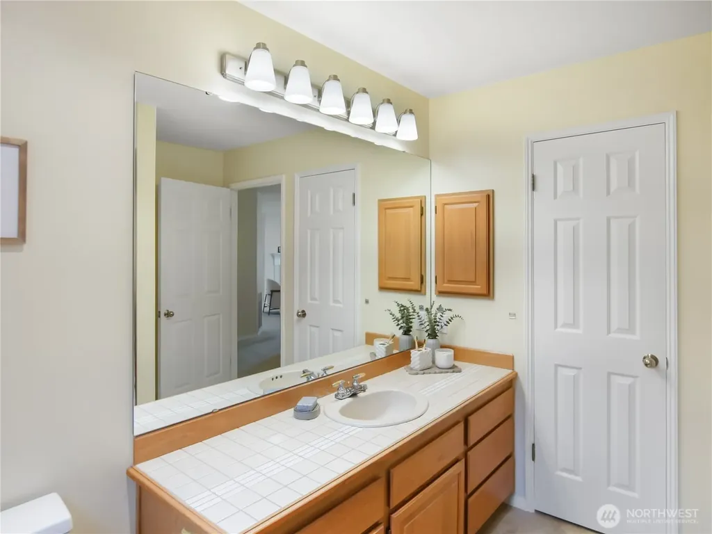 22471 SE 42nd Terrace Issaquah WA 98029