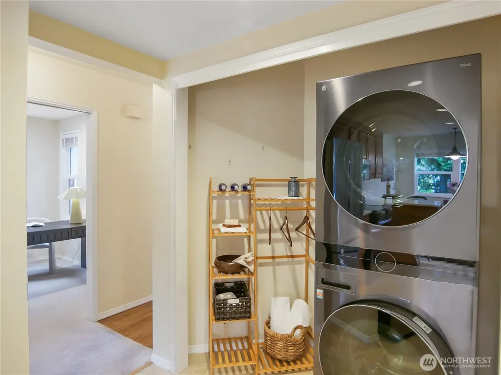 22471 SE 42nd Terrace Issaquah WA 98029