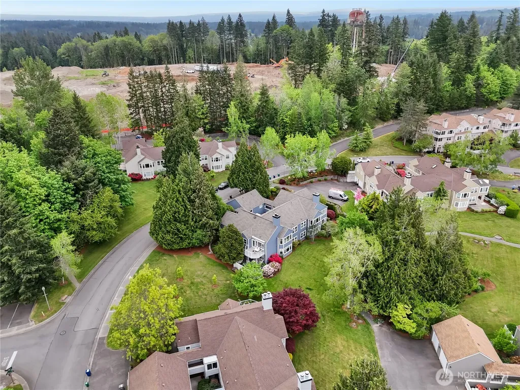 22471 SE 42nd Terrace Issaquah WA 98029