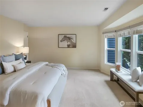 22471 SE 42nd Terrace Issaquah WA 98029