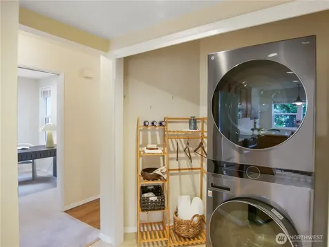 22471 SE 42nd Terrace Issaquah WA 98029