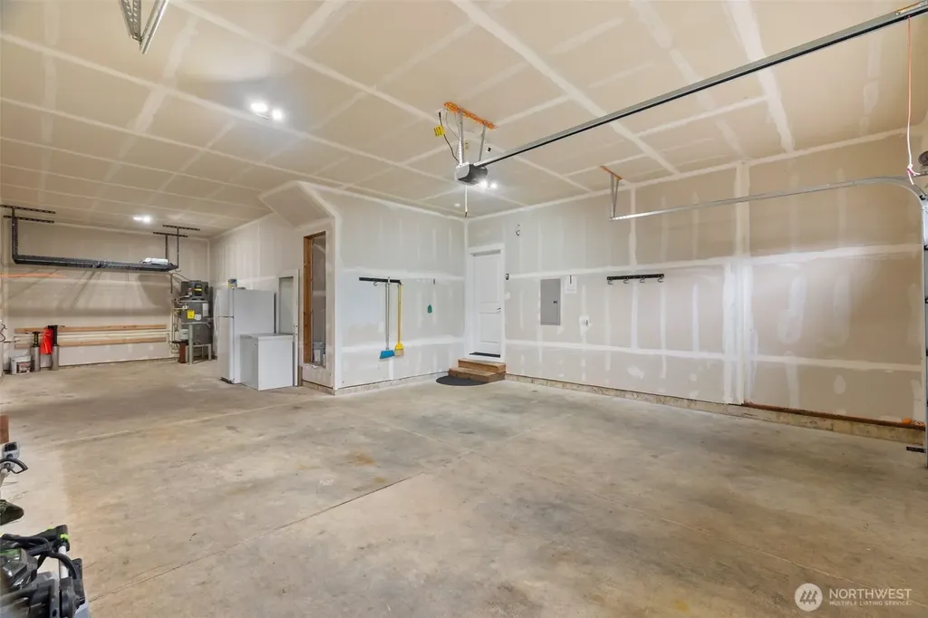 32 Coyote Road Montesano WA 98563