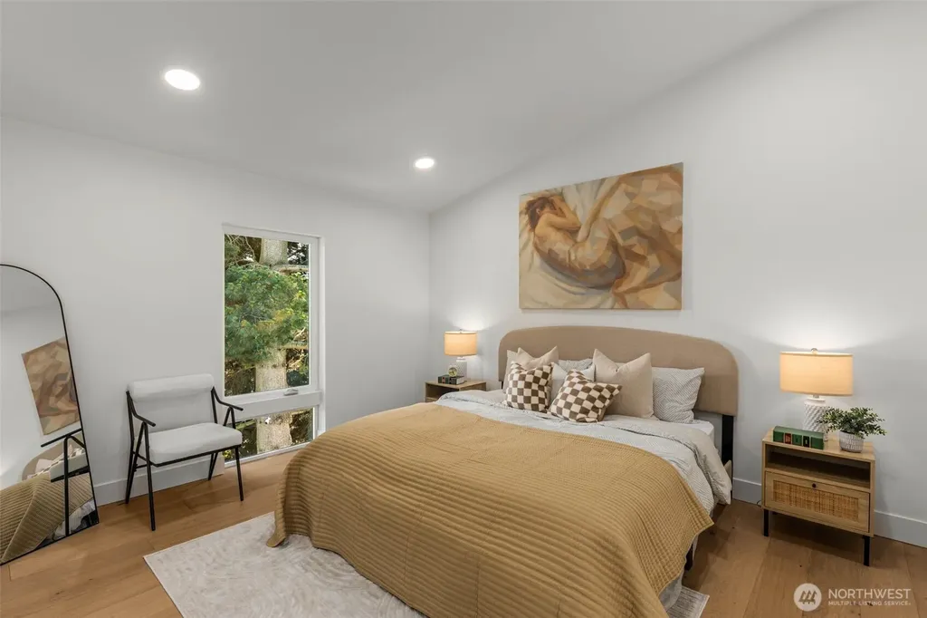 7358 33rd Avenue NE Seattle WA 98115