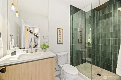7358 33rd Avenue NE Seattle WA 98115