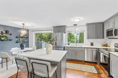 2411 82nd Avenue NE Lake Stevens WA 98258