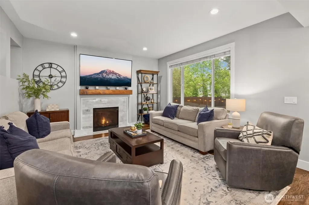 1308 269th Court SE Sammamish WA 98075