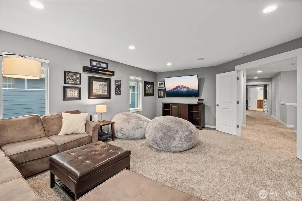 1308 269th Court SE Sammamish WA 98075
