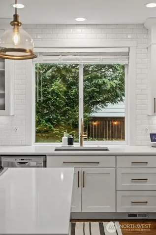 1308 269th Court SE Sammamish WA 98075