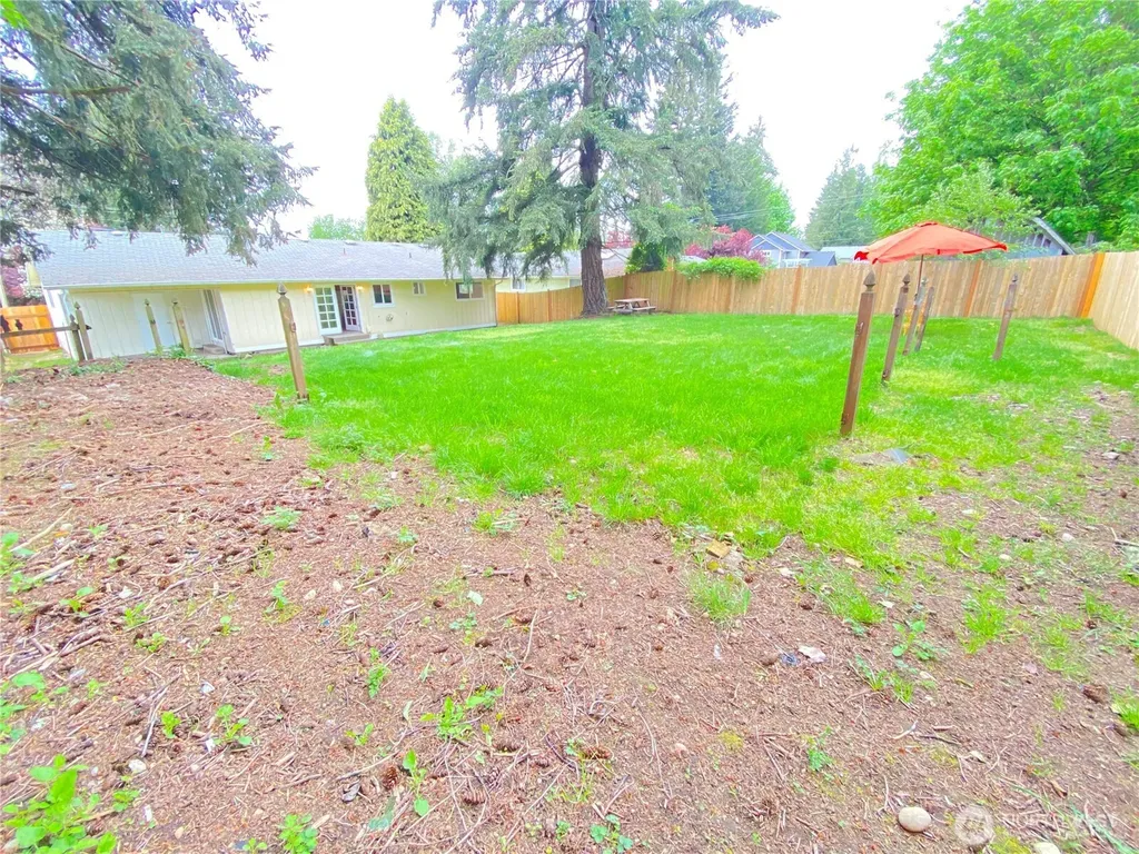 2822 College Street SE Lacey WA 98503