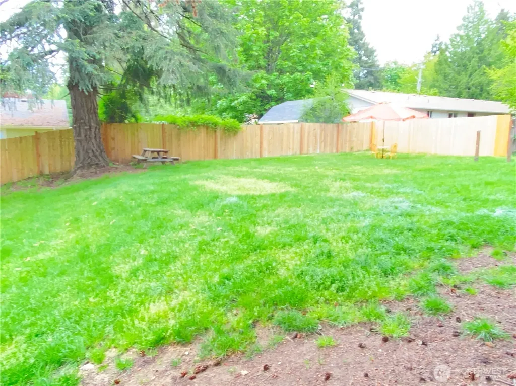2822 College Street SE Lacey WA 98503