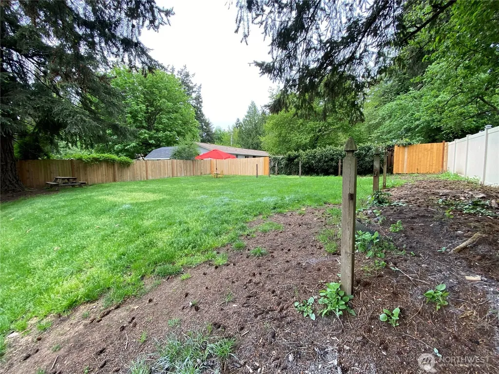2822 College Street SE Lacey WA 98503