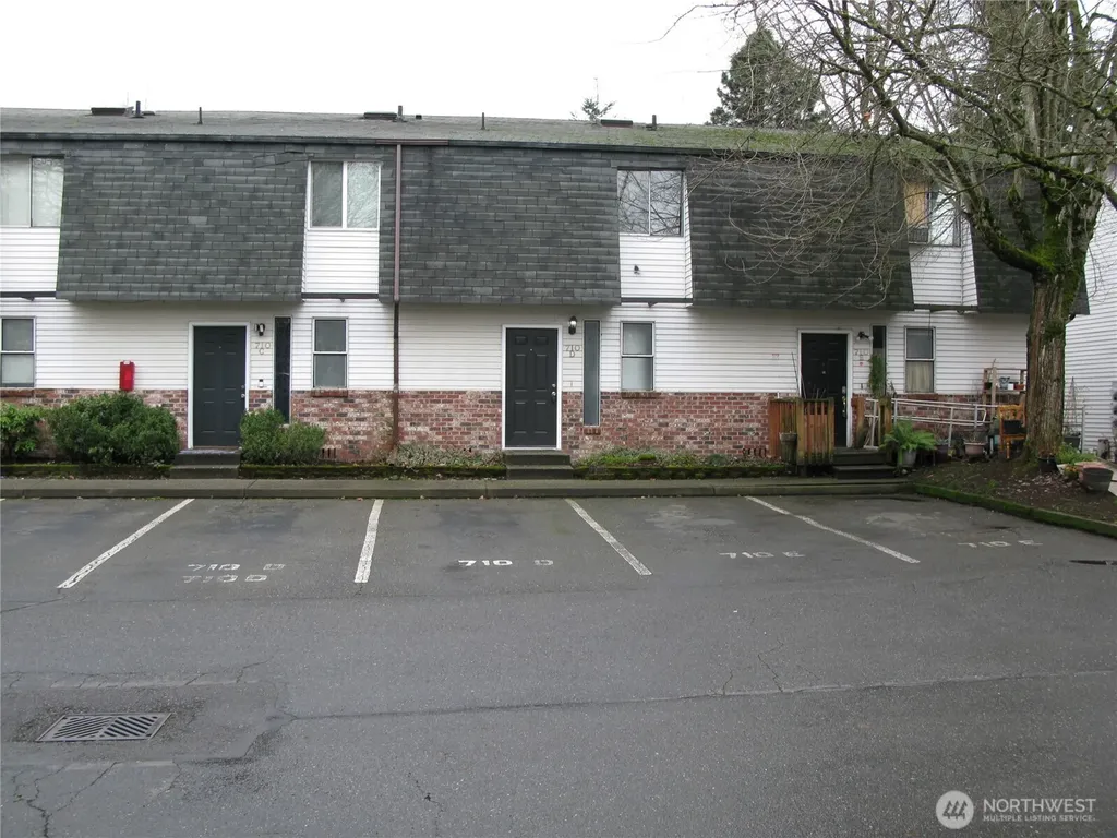 710 10th Street NE Auburn WA 98002
