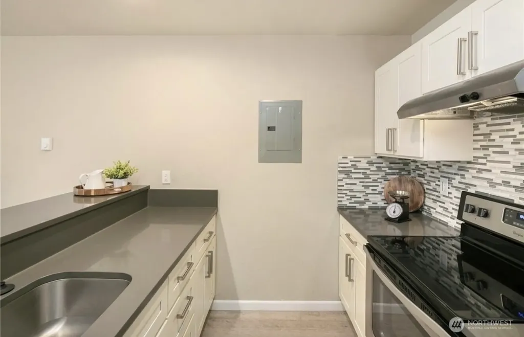 17431 Ambaum Boulevard S Seattle WA 98148