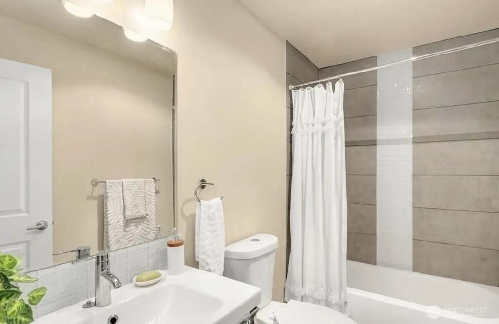 17431 Ambaum Boulevard S Seattle WA 98148