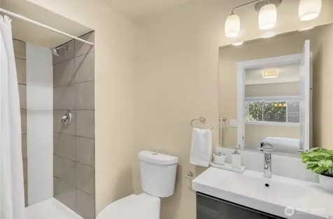 17431 Ambaum Boulevard S Seattle WA 98148