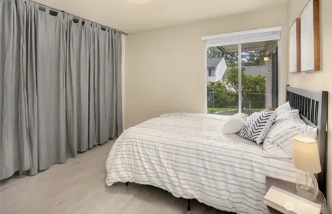 17431 Ambaum Boulevard S Seattle WA 98148