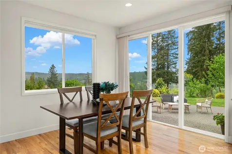 2446 279th Drive SE Sammamish WA 98075