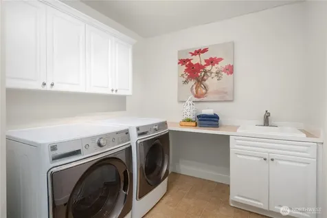 2446 279th Drive SE Sammamish WA 98075