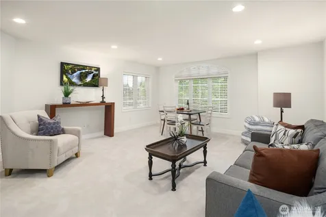 2446 279th Drive SE Sammamish WA 98075