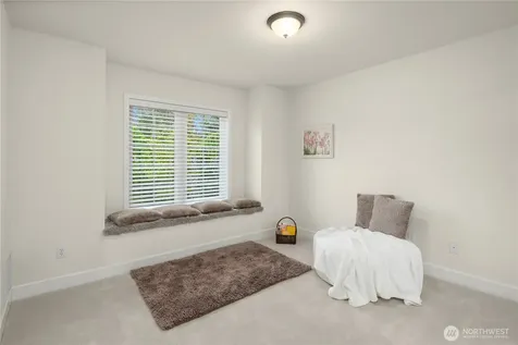 2446 279th Drive SE Sammamish WA 98075