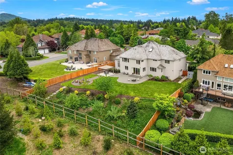 2446 279th Drive SE Sammamish WA 98075
