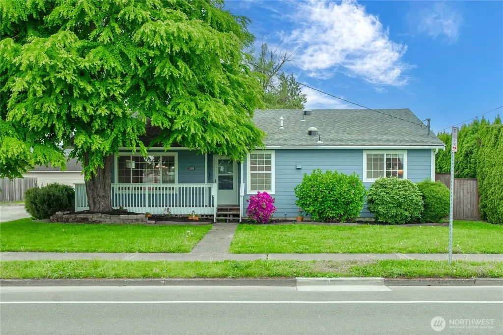1010 Academy Street Sumner WA 98390