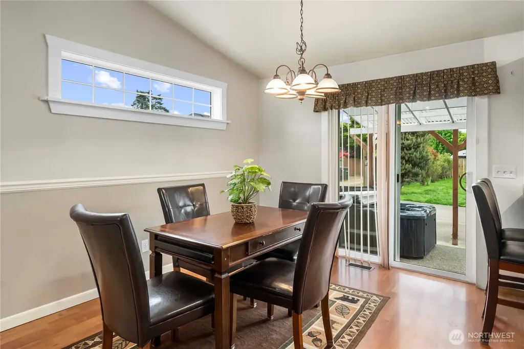 1010 Academy Street Sumner WA 98390