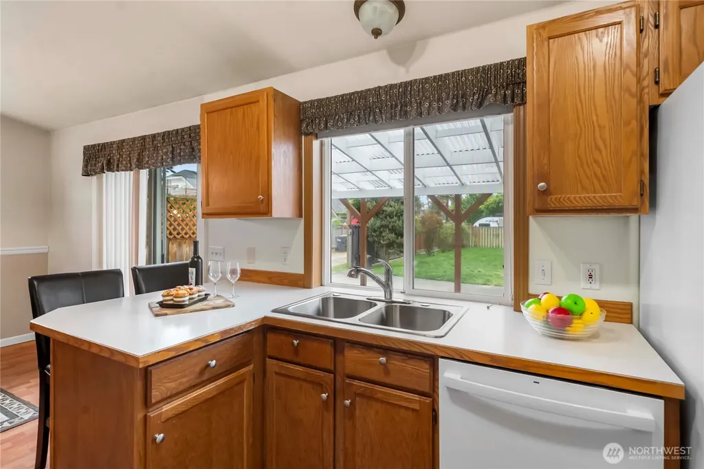 1010 Academy Street Sumner WA 98390