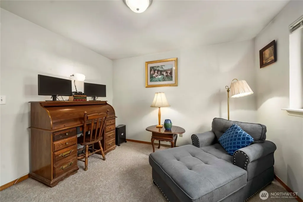 1010 Academy Street Sumner WA 98390