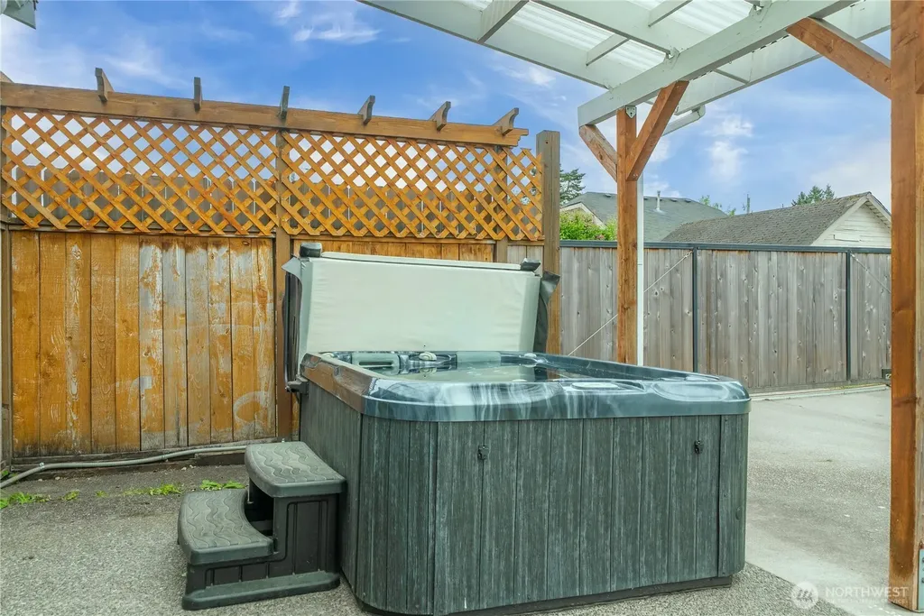 1010 Academy Street Sumner WA 98390