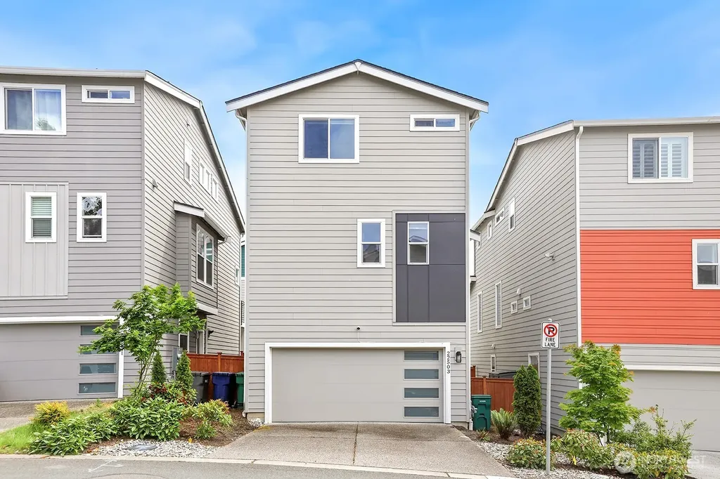 22503 70th Place W Mountlake Terrace WA 98043